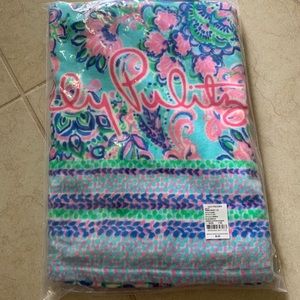 Lilly Pulitzer Beach Towel Jungle Sunrise Engineer